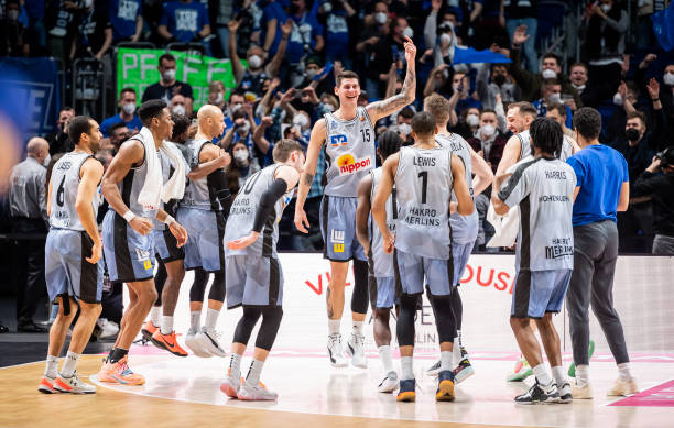 而对于球迷 而对于球迷